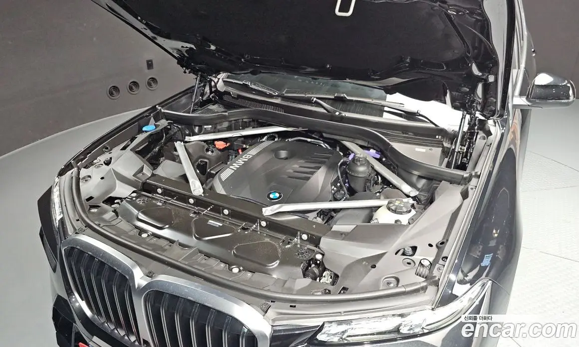 BMW X7 2025 3.0 автомат (гидро), фото 6