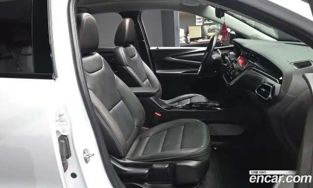 Chevrolet 볼트 EUV 2022 0.2 автомат (гидро), миниатюра 11