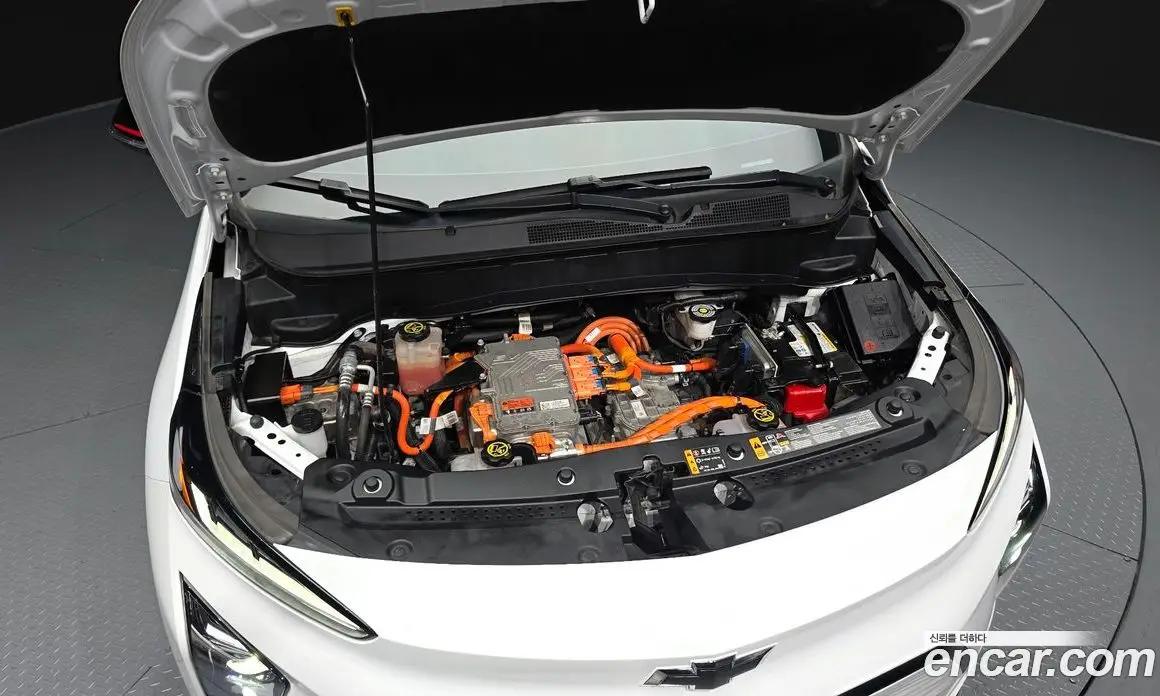 Chevrolet 볼트 EUV 2022 0.2 автомат (гидро), фото 6