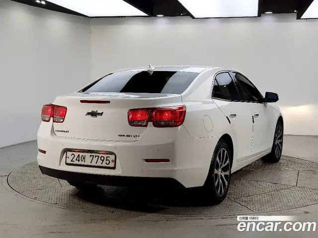 Chevrolet Malibu 2012 2.0 автомат (гидро), миниатюра 4