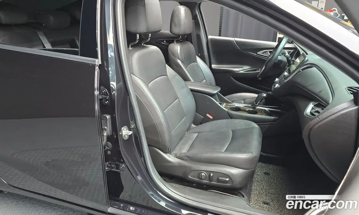Chevrolet Malibu 2016 2.0 автомат (гидро), фото 12