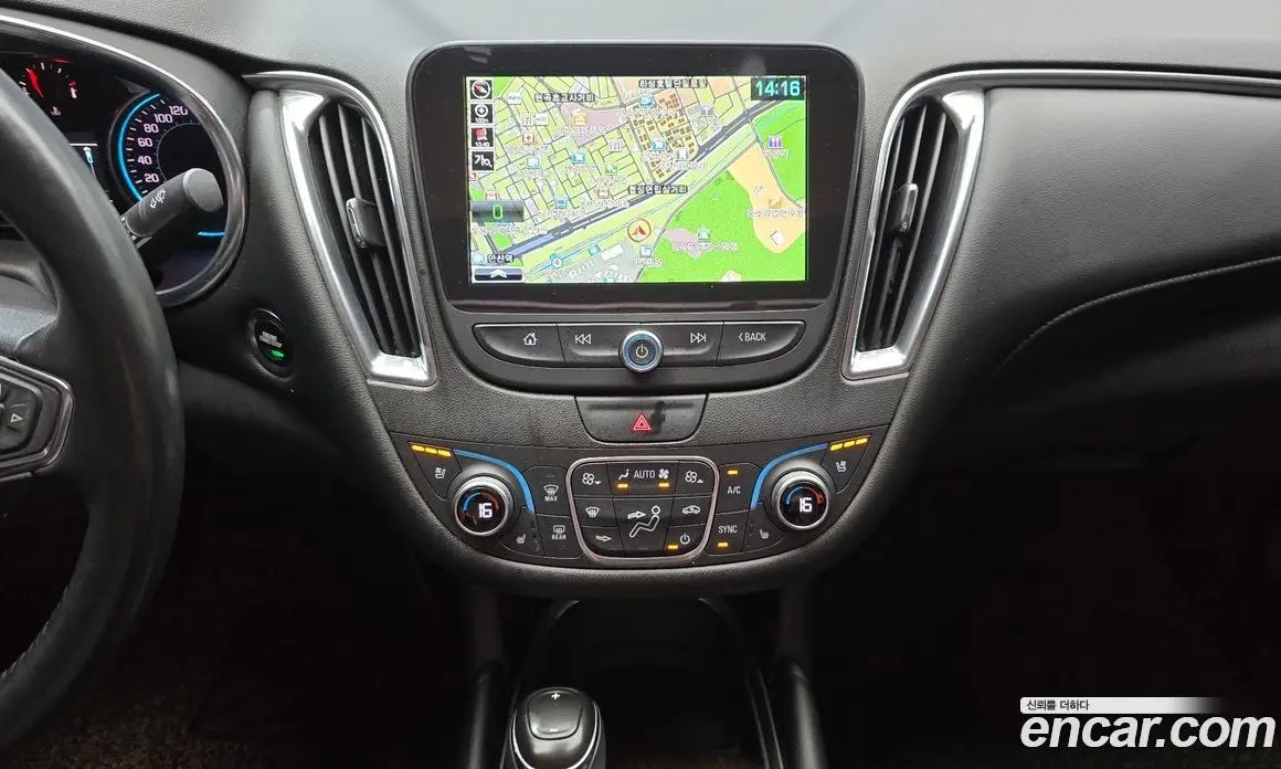 Chevrolet Malibu 2016 2.0 автомат (гидро), фото 20