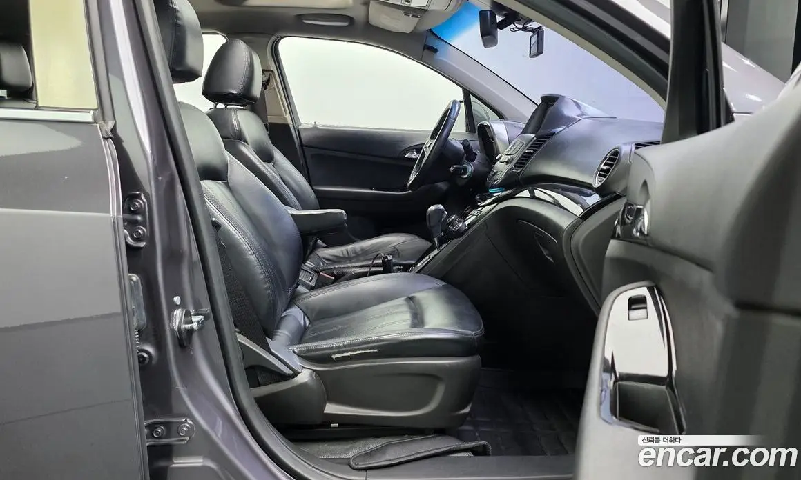 Chevrolet Orlando 2013 2.0 автомат (гидро), фото 16