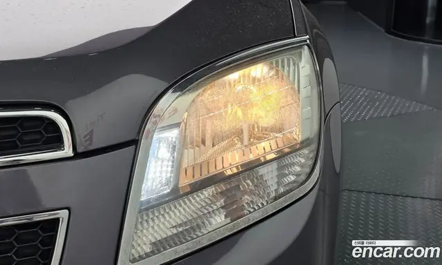 Chevrolet Orlando 2013 2.0 автомат (гидро), миниатюра 8