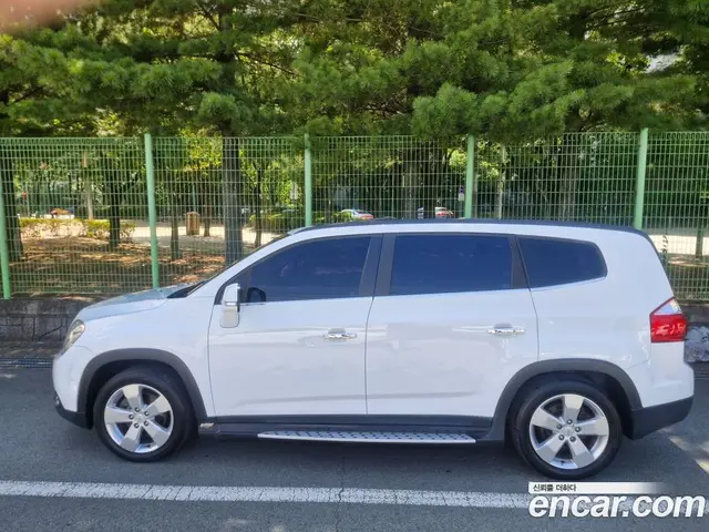 Chevrolet Orlando 2016 2.0 автомат (гидро), миниатюра 2