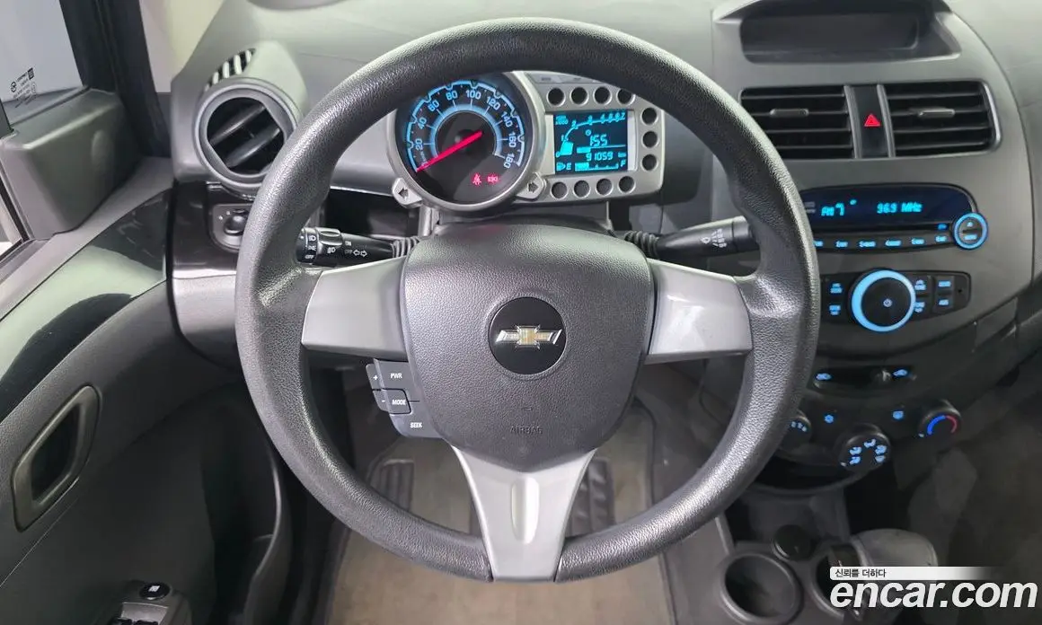 Chevrolet Spark 2011 1.0 автомат (гидро), фото 20