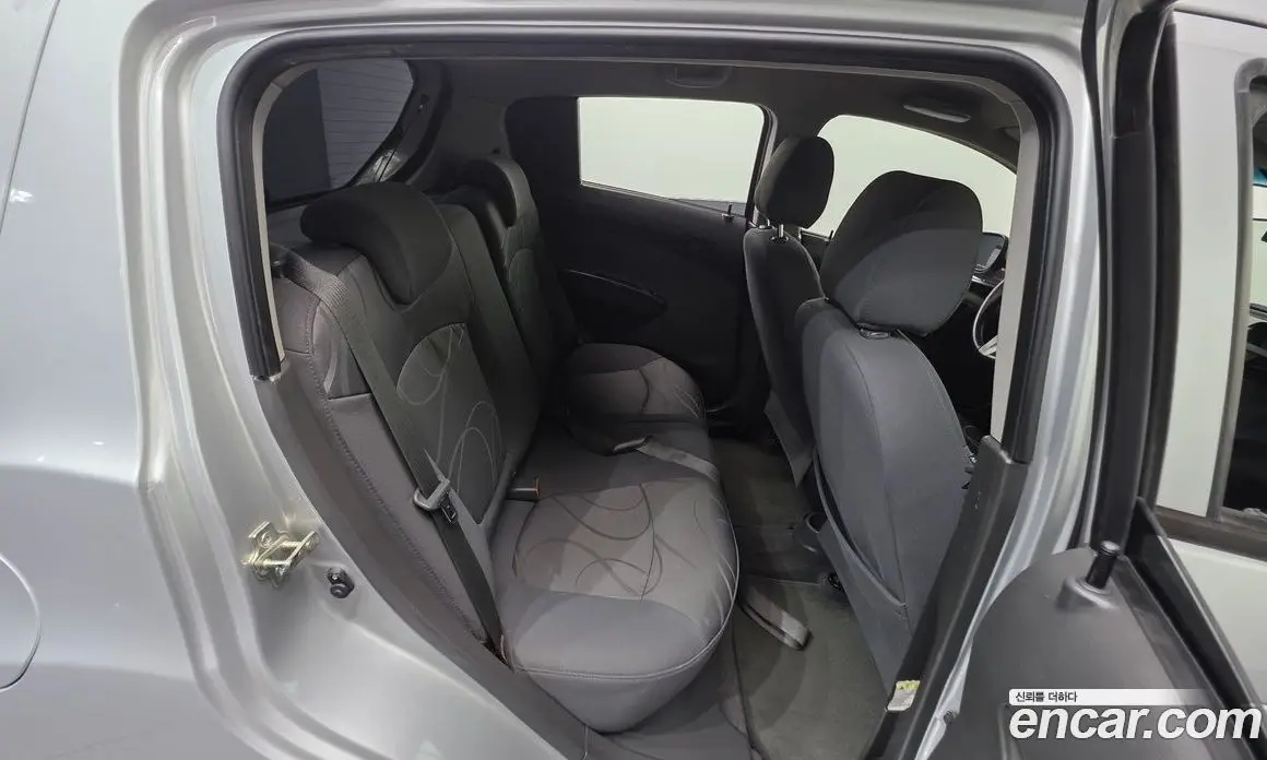 Chevrolet Spark 2011 1.0 автомат (гидро), фото 25