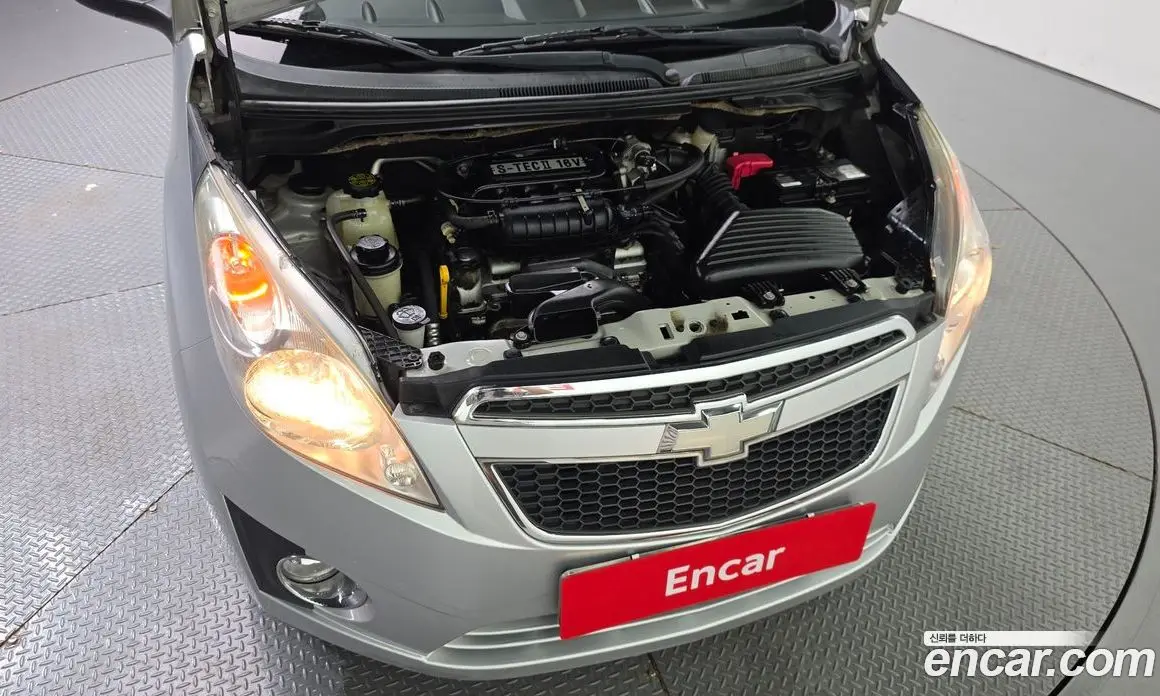 Chevrolet Spark 2011 1.0 автомат (гидро), фото 6