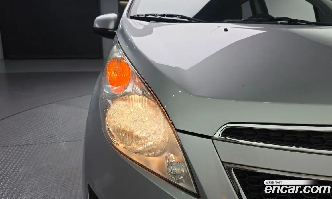 Chevrolet Spark 2011 1.0 автомат (гидро), фото 8