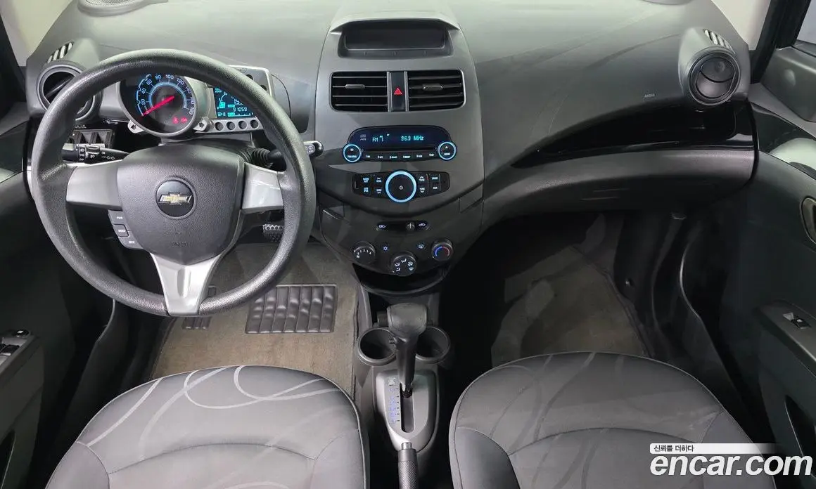 Chevrolet Spark 2011 1.0 автомат (гидро), фото 10