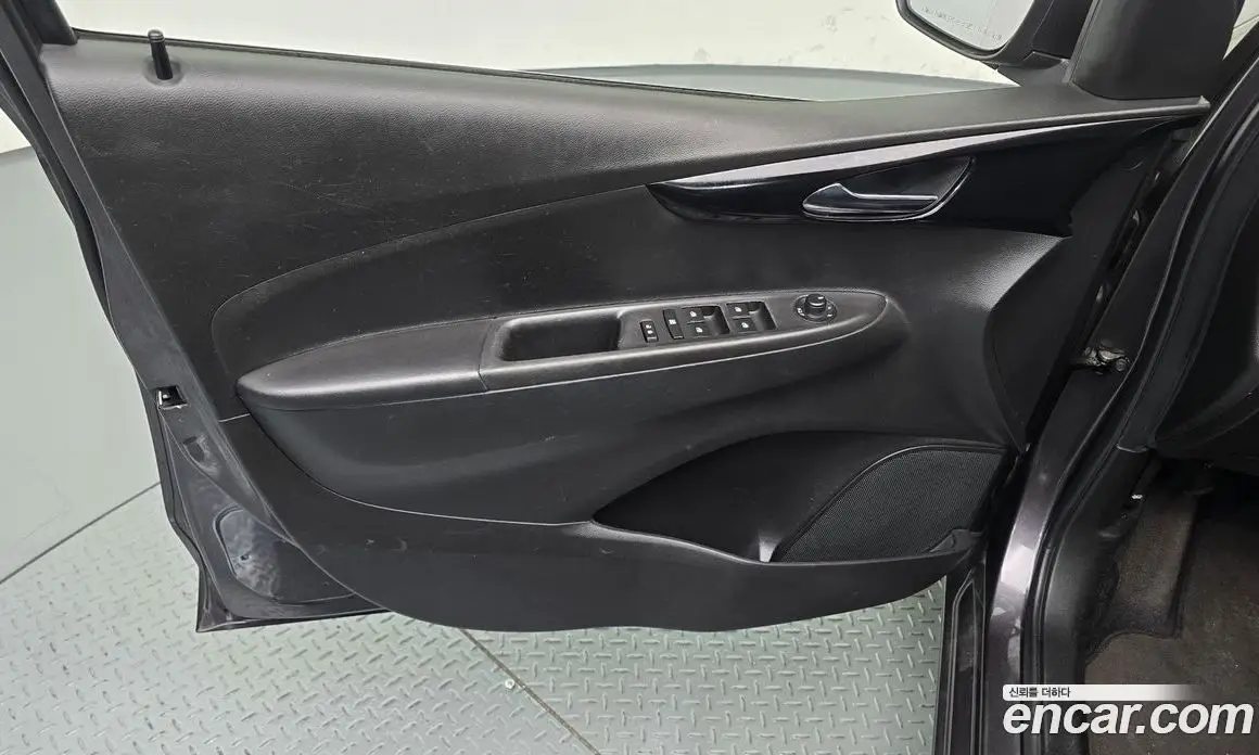 Chevrolet Spark 2016 1.0 автомат (гидро), фото 14