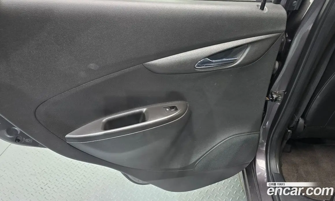Chevrolet Spark 2016 1.0 автомат (гидро), фото 15