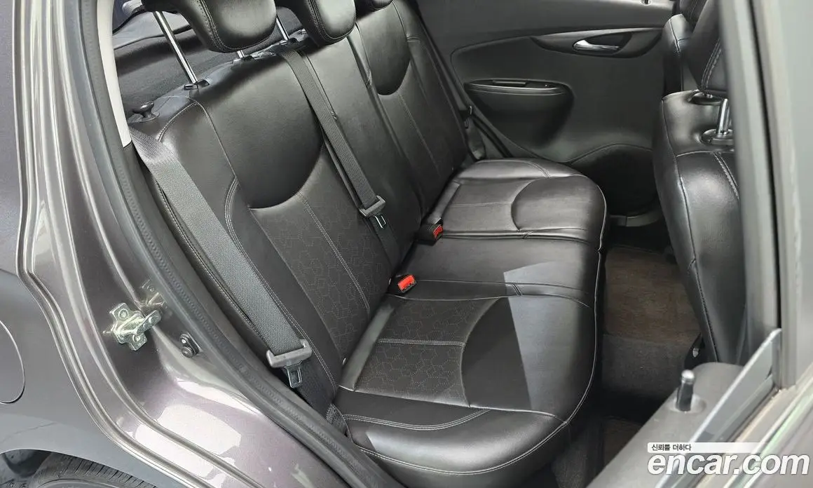Chevrolet Spark 2016 1.0 автомат (гидро), фото 17