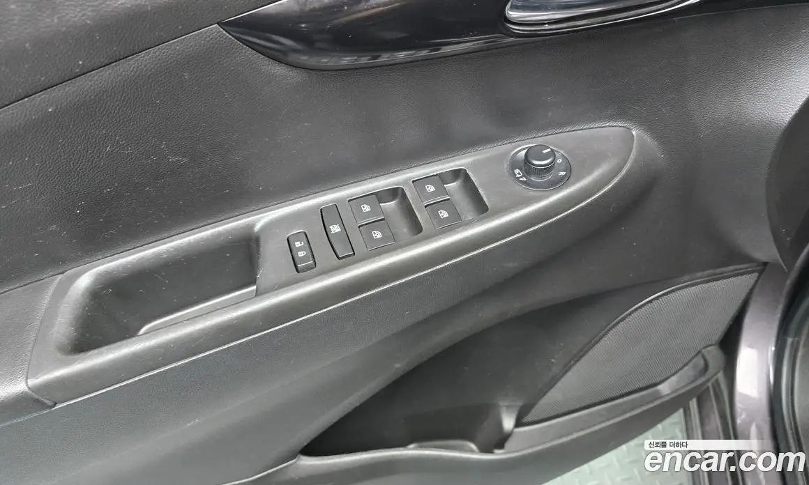 Chevrolet Spark 2016 1.0 автомат (гидро), фото 25