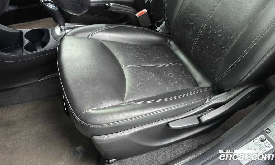 Chevrolet Spark 2016 1.0 автомат (гидро), фото 31
