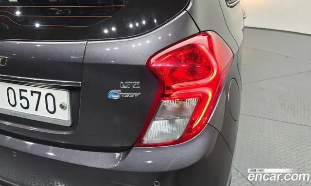 Chevrolet Spark 2016 1.0 автомат (гидро), миниатюра 9