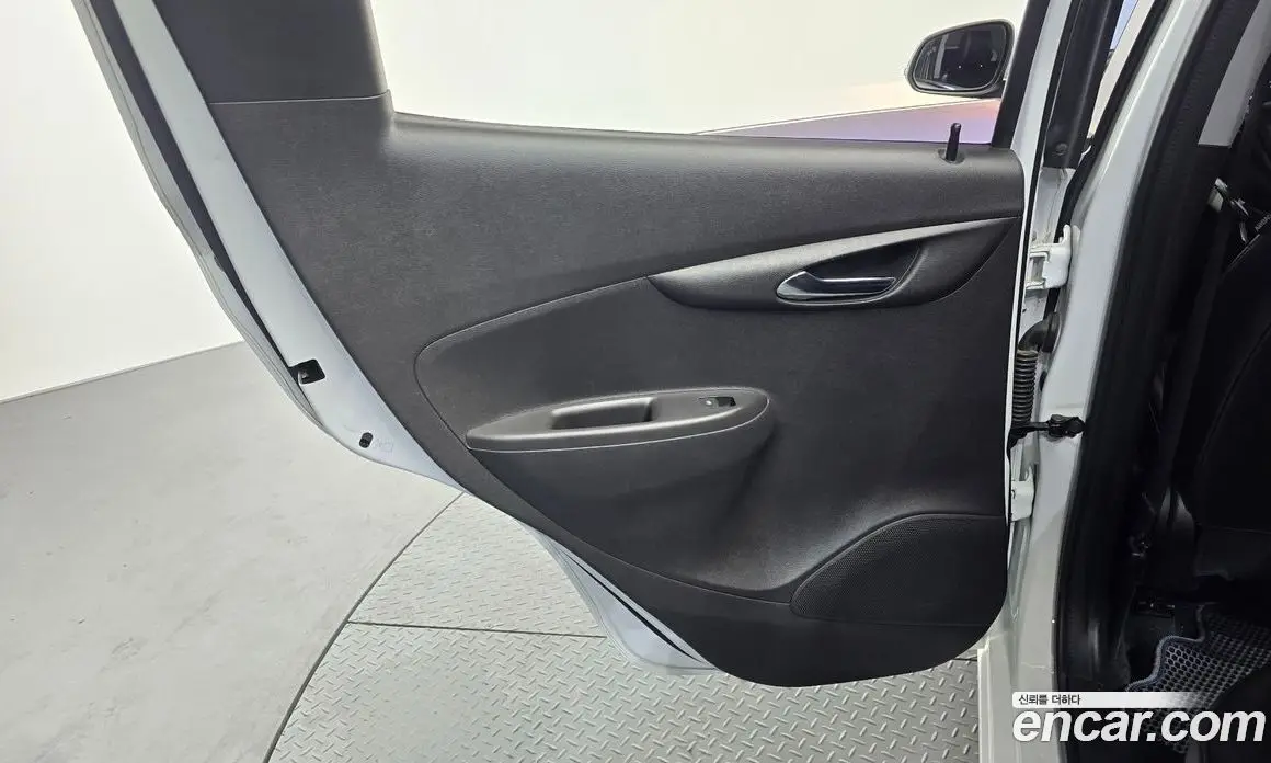Chevrolet Spark 2018 1.0 автомат (гидро), фото 15