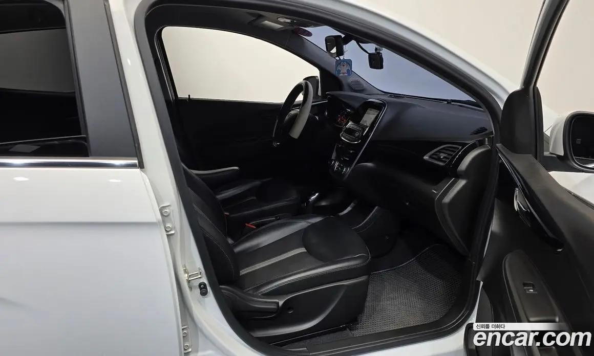 Chevrolet Spark 2018 1.0 автомат (гидро), фото 16