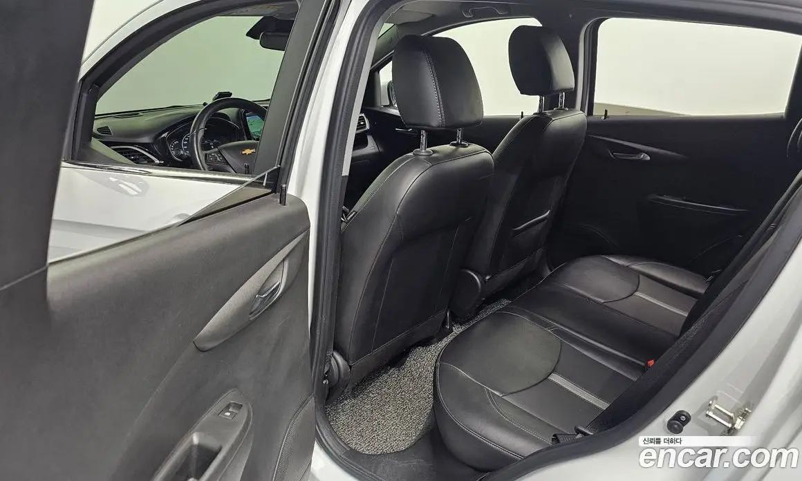 Chevrolet Spark 2019 1.0 автомат (гидро), фото 11