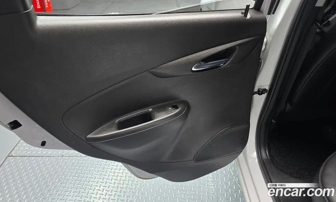 Chevrolet Spark 2020 1.0 автомат (гидро), фото 15