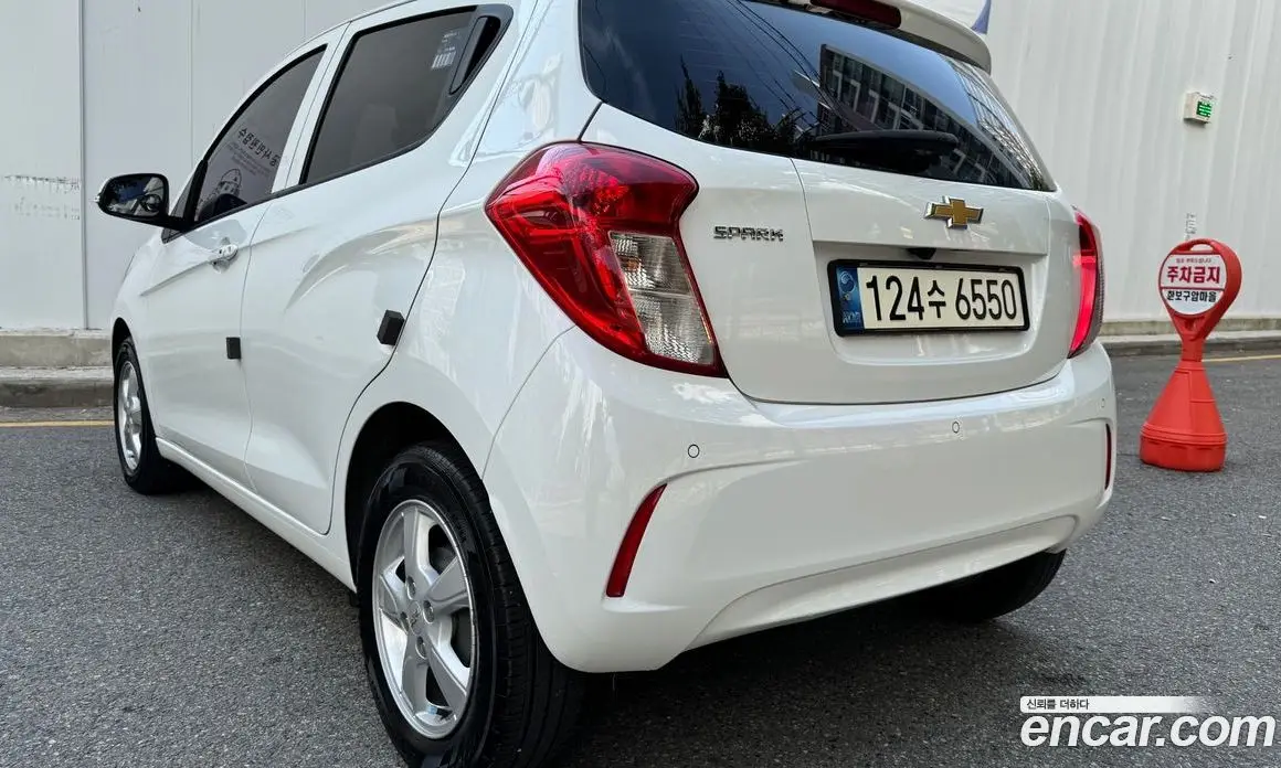 Chevrolet Spark 2021 1.0 автомат (гидро), фото 5