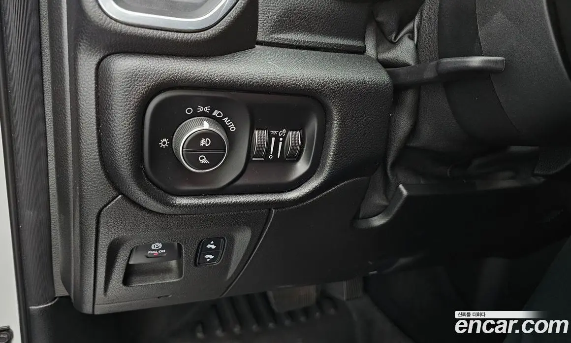 Dodge Ram Pick Up 2019 5.7 автомат (гидро), фото 14