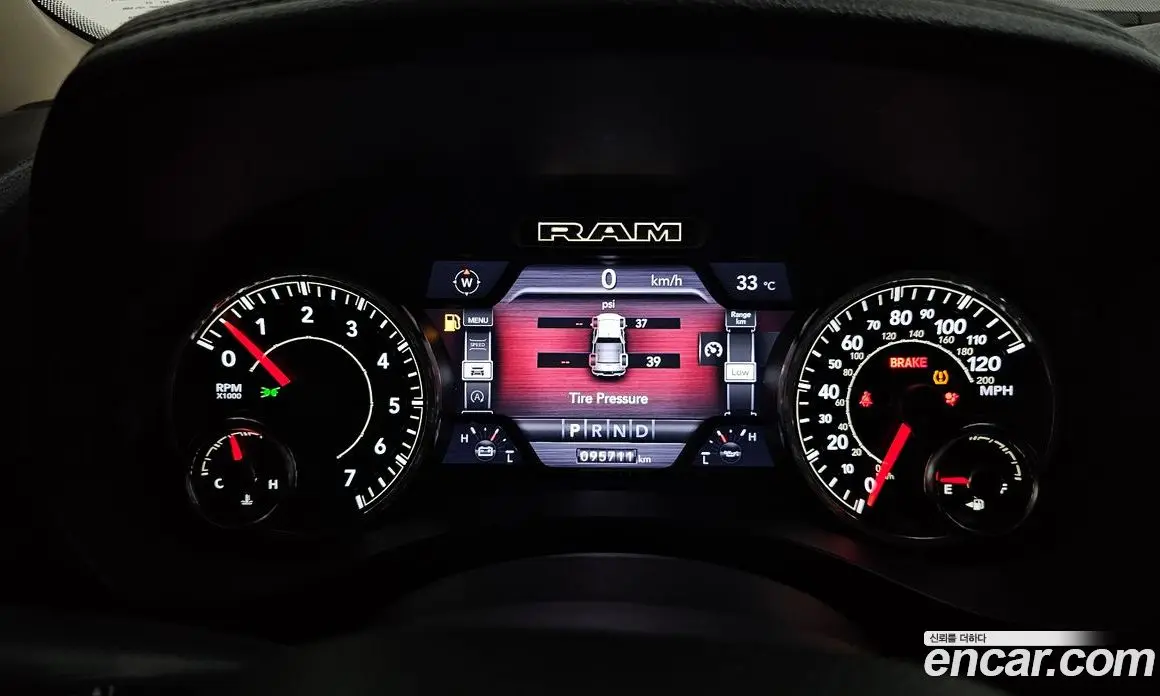 Dodge Ram Pick Up 2019 5.7 автомат (гидро), фото 8