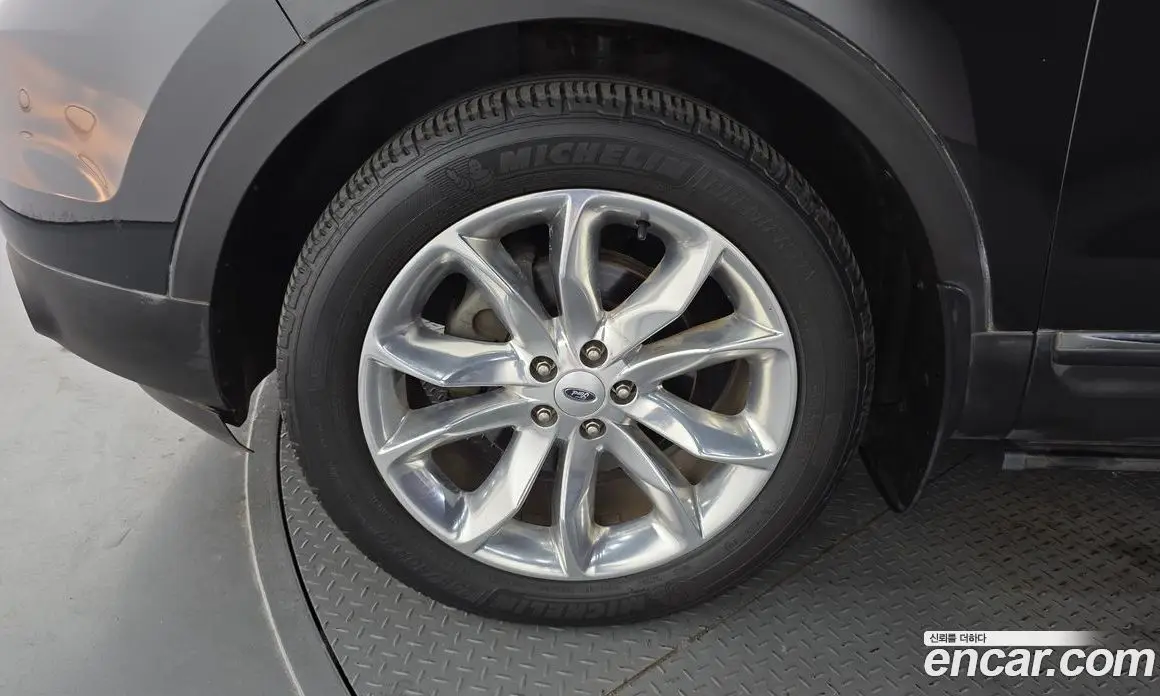 Ford Explorer 2012 3.5 автомат (гидро), фото 5