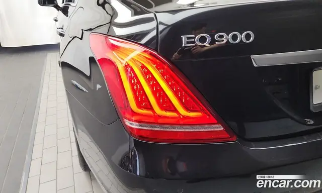 Genesis EQ900 2017 3.3 автомат (гидро), миниатюра 9