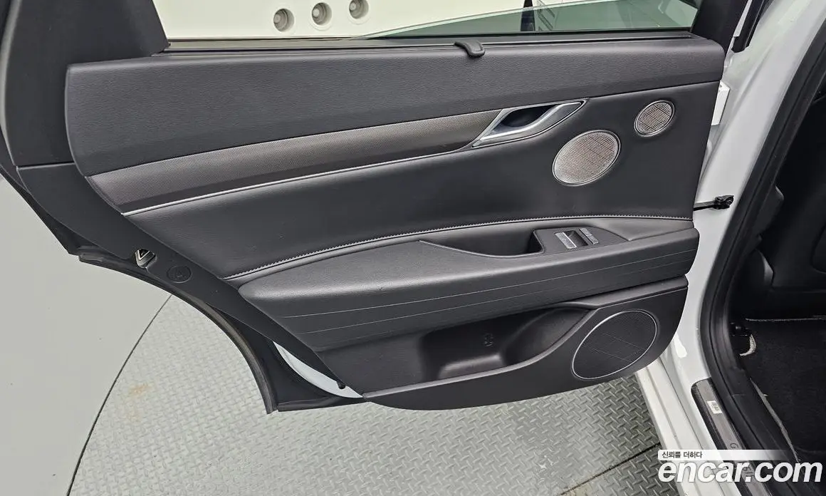 Genesis G80 2023 3.5 автомат (гидро), фото 15