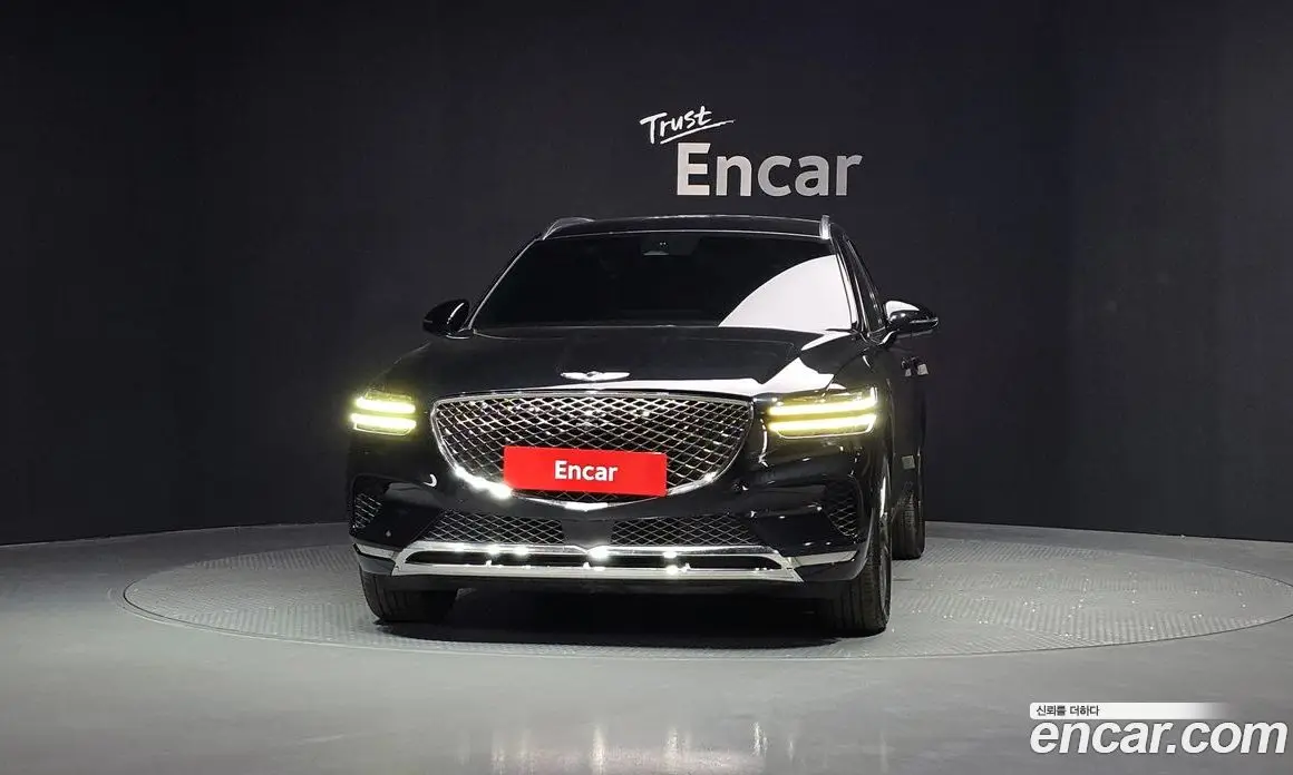 Genesis GV70 2021 2.5 автомат (гидро), фото 3 Genesis GV70 2021 2.5 автомат (гидро), фото 3