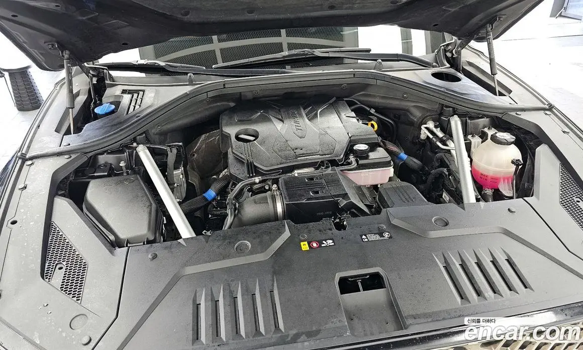 Genesis GV70 2021 2.5 автомат (гидро), фото 6 Genesis GV70 2021 2.5 автомат (гидро), фото 6