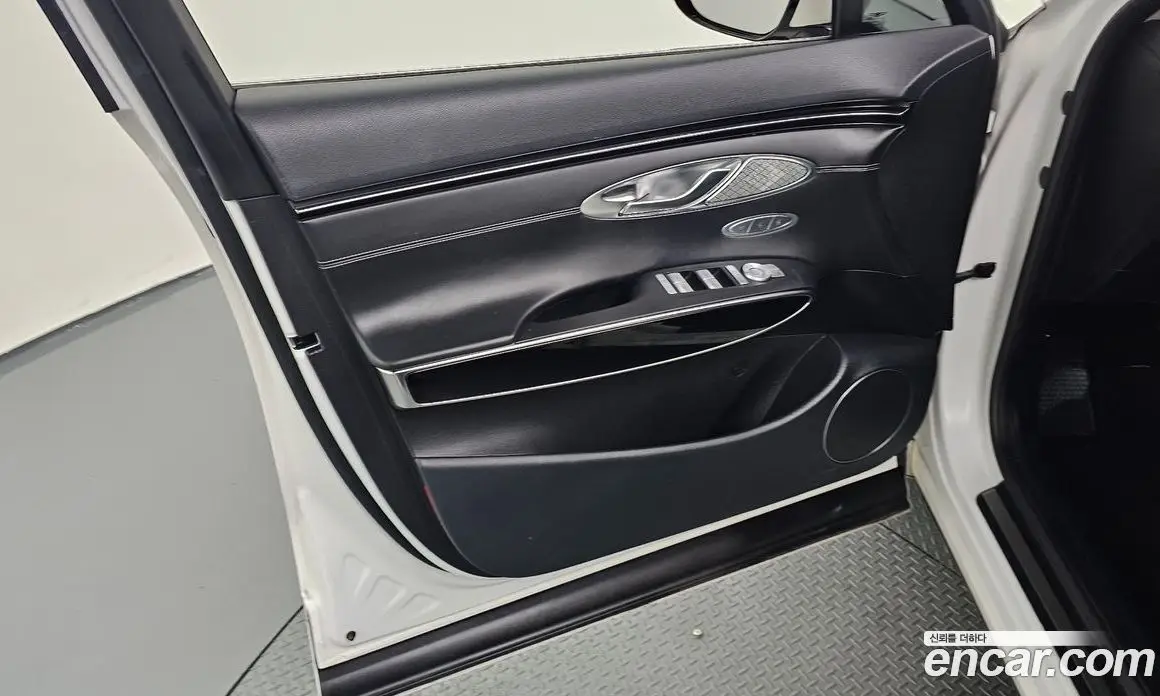 Genesis GV70 2021 2.5 автомат (гидро), фото 14