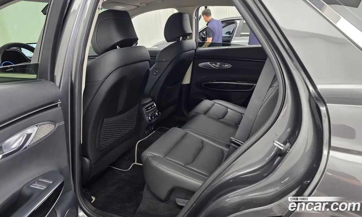 Genesis GV70 2022 2.5 автомат (гидро), фото 16