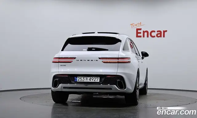 Genesis GV70 2023 2.5 автомат (гидро), миниатюра 3
