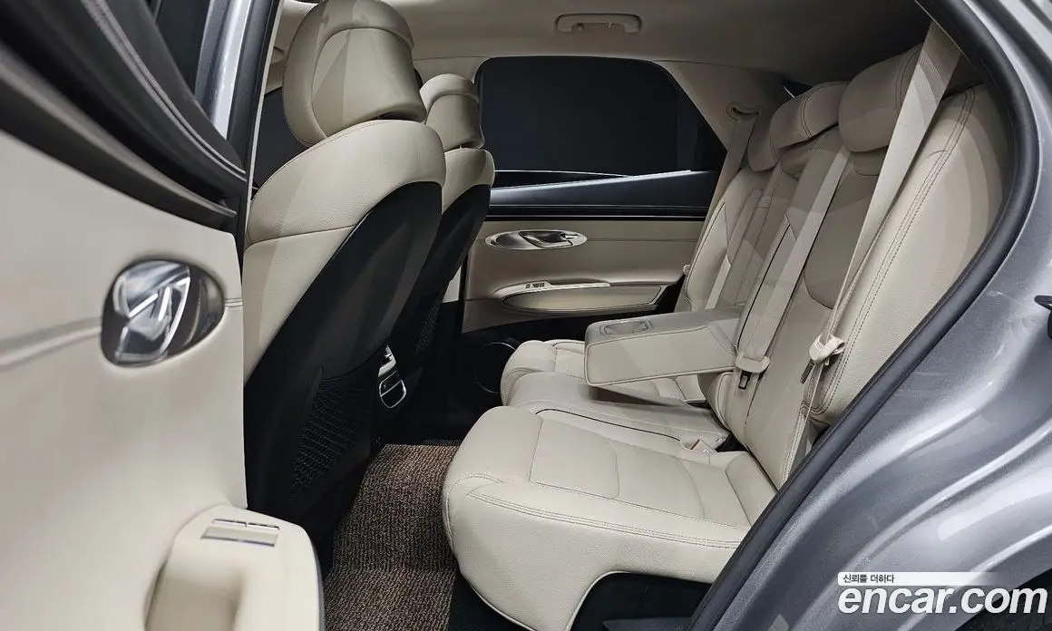 Genesis GV70 2024 2.5 автомат (гидро), фото 11