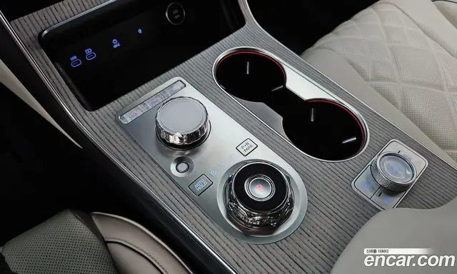 Genesis GV80 2024 2.5 автомат (гидро), миниатюра 12