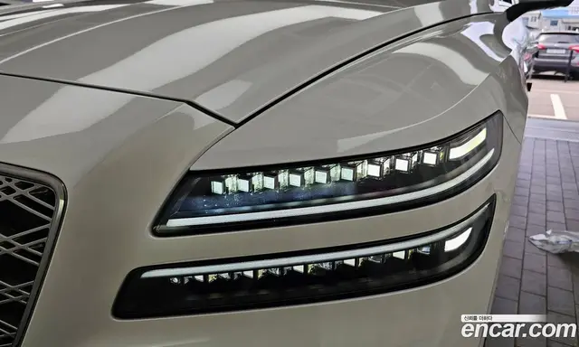 Genesis GV80 2024 2.5 автомат (гидро), миниатюра 8
