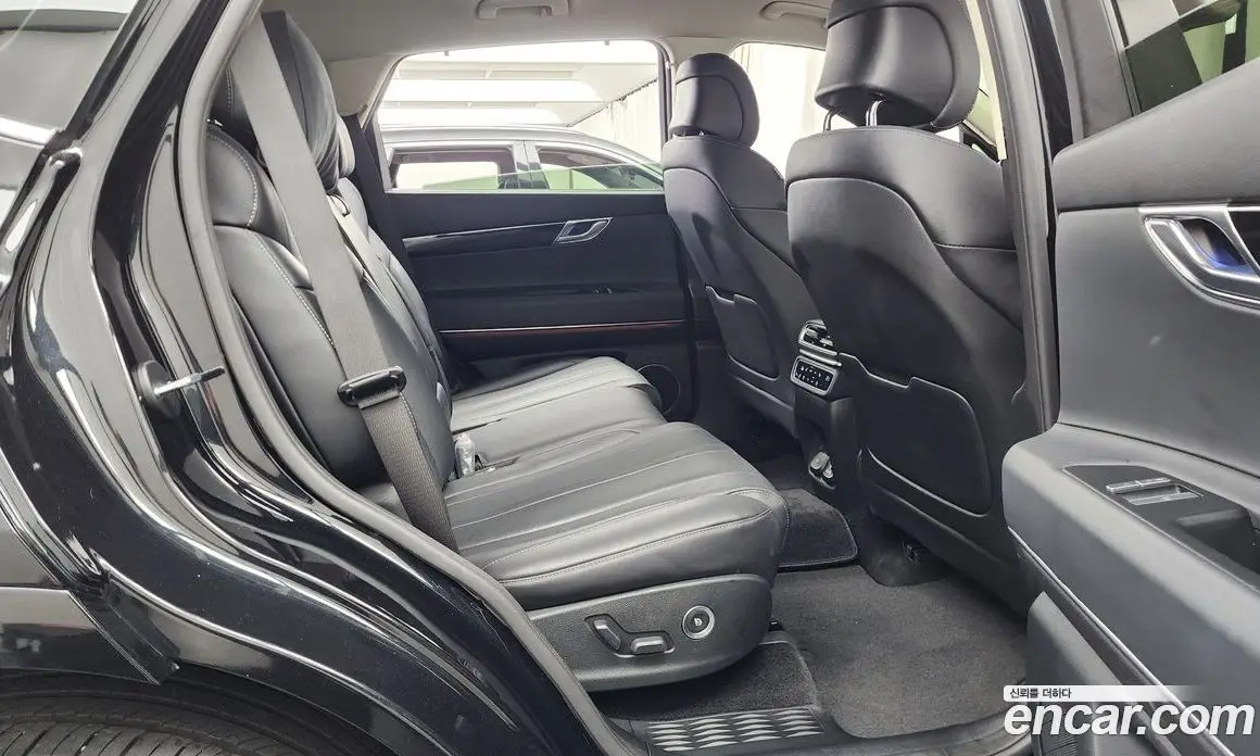 Genesis GV80 2025 2.5 автомат (гидро), фото 17