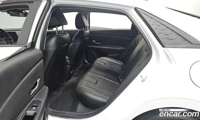 Hyundai Avante 2023 1.6 автомат (гидро), миниатюра 11