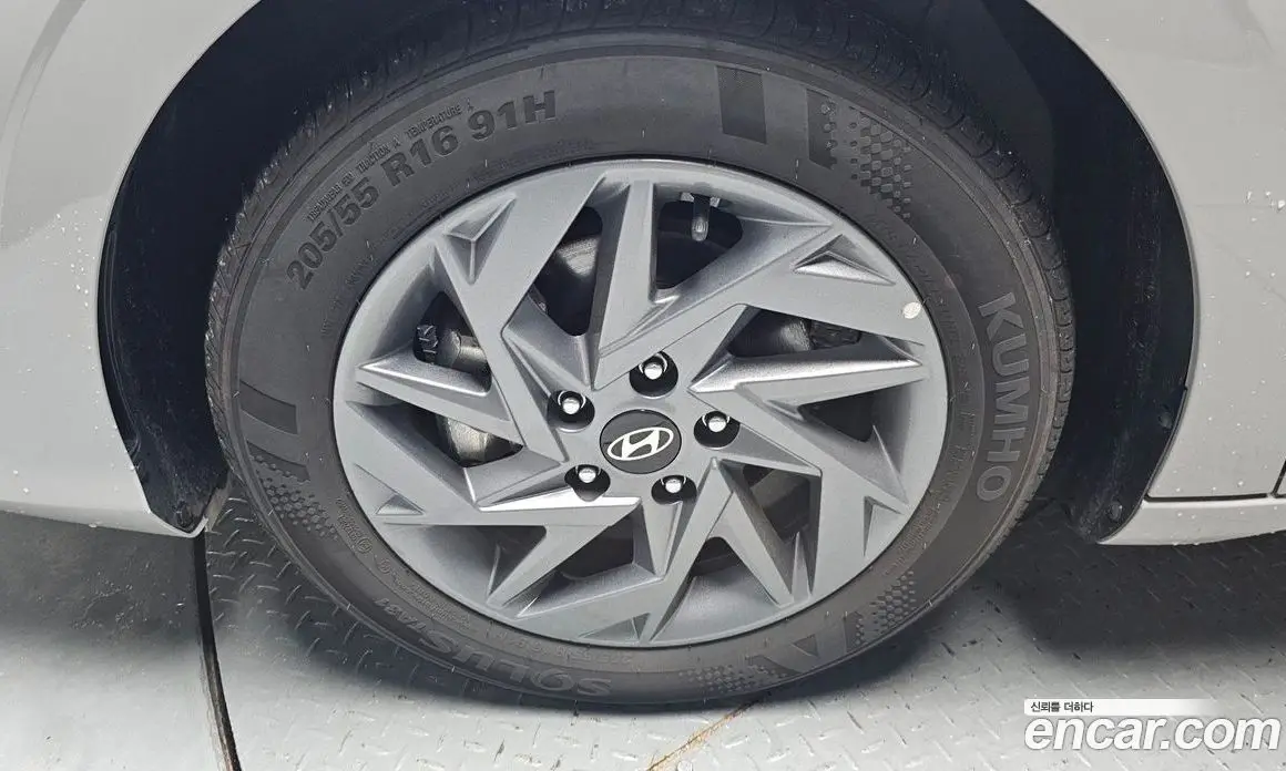 Hyundai Avante 2025 1.6 автомат (гидро), фото 5