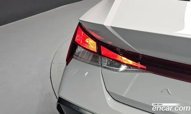 Hyundai Avante 2025 1.6 автомат (гидро), миниатюра 9