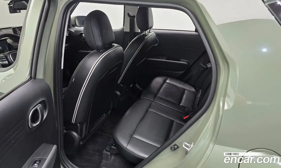 Hyundai Casper 2022 1.0 автомат (гидро), фото 16