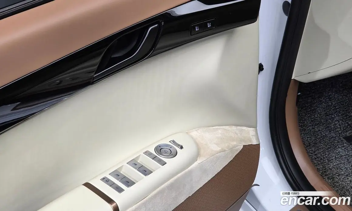 Hyundai Grandeur 2023 1.6 автомат (гидро), фото 16