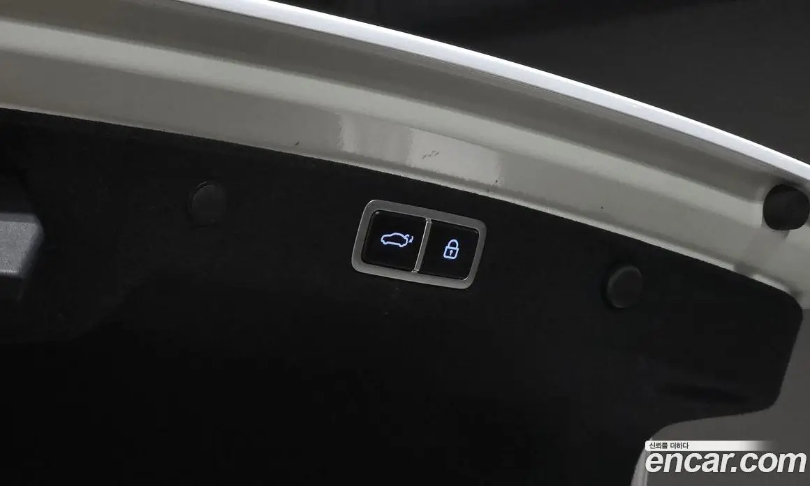 Hyundai Grandeur 2023 1.6 автомат (гидро), фото 20