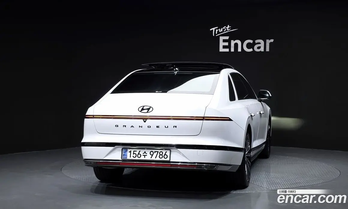 Hyundai Grandeur 2023 1.6 автомат (гидро), фото 4