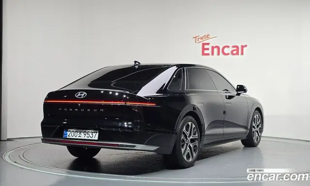 Hyundai Grandeur 2023 2.5 автомат (гидро), миниатюра 2