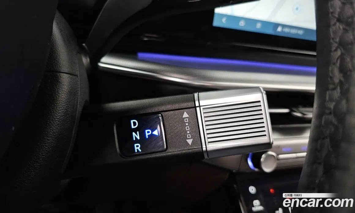 Hyundai Grandeur 2023 2.5 автомат (гидро), фото 12