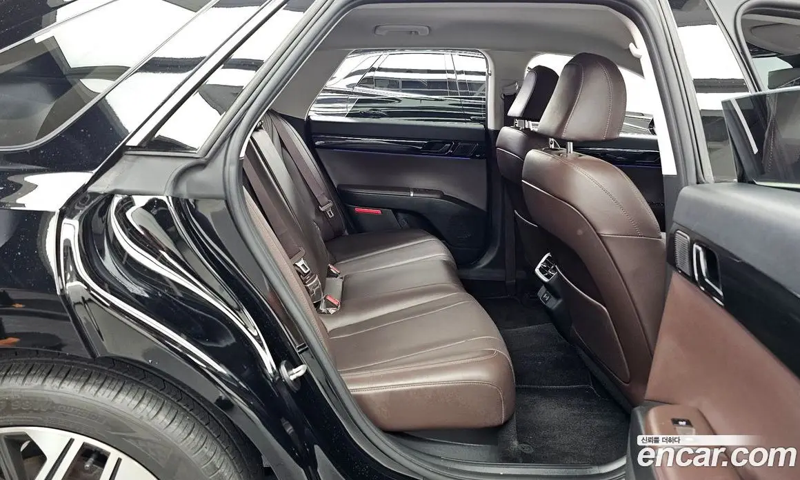 Hyundai Grandeur 2023 2.5 автомат (гидро), фото 18