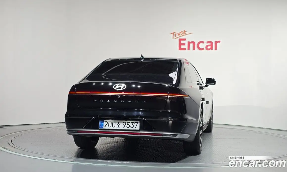 Hyundai Grandeur 2023 2.5 автомат (гидро), фото 4